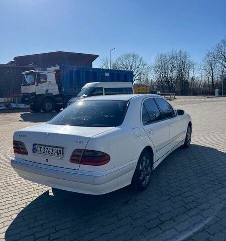 Білий Мерседес Е-Клас, об'ємом двигуна 2.2 л та пробігом 304 тис. км за 3700 $, фото 4 на Automoto.ua