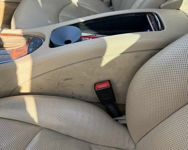 Білий Мерседес Е-Клас, об'ємом двигуна 5.5 л та пробігом 173 тис. км за 15000 $, фото 66 на Automoto.ua