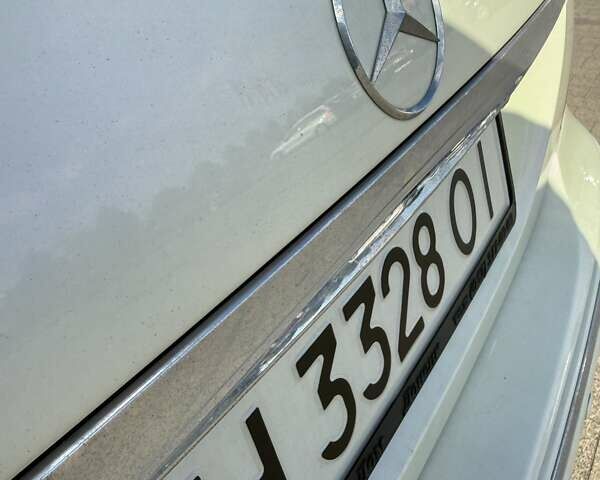 Білий Мерседес Е-Клас, об'ємом двигуна 5.5 л та пробігом 173 тис. км за 15000 $, фото 56 на Automoto.ua