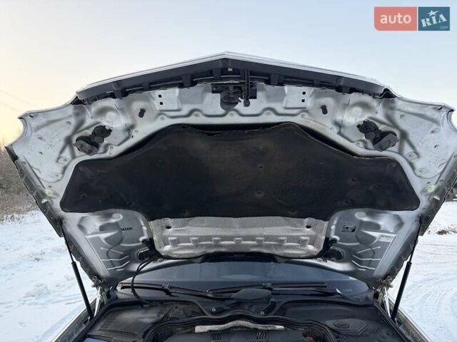 Білий Мерседес Е-Клас, об'ємом двигуна 2.99 л та пробігом 410 тис. км за 9500 $, фото 15 на Automoto.ua