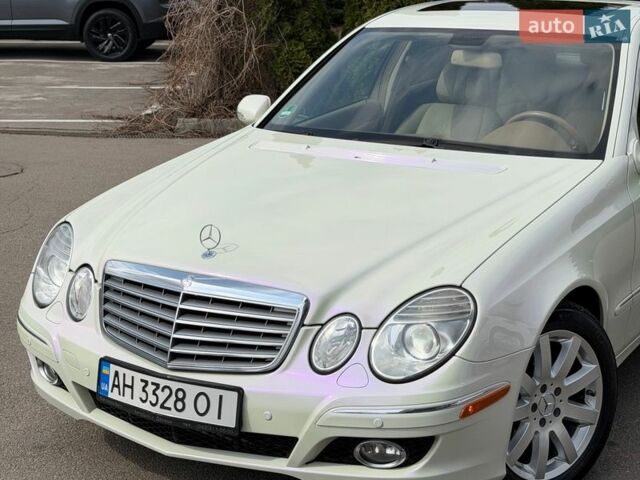 Білий Мерседес Е-Клас, об'ємом двигуна 5.5 л та пробігом 173 тис. км за 14000 $, фото 1 на Automoto.ua