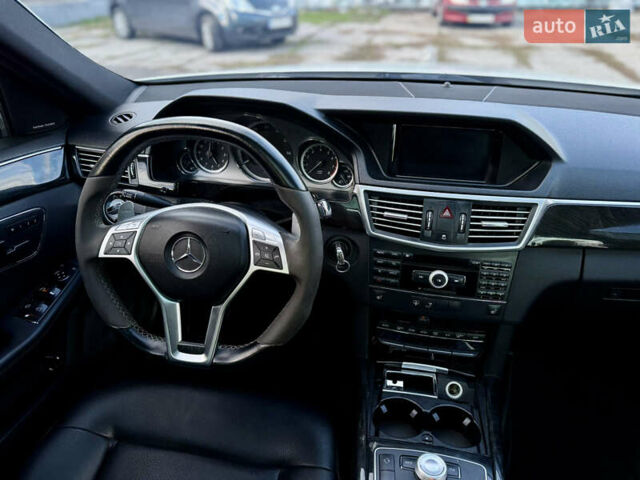 Белый Мерседес Е-Класс, объемом двигателя 3.5 л и пробегом 167 тыс. км за 13250 $, фото 24 на Automoto.ua