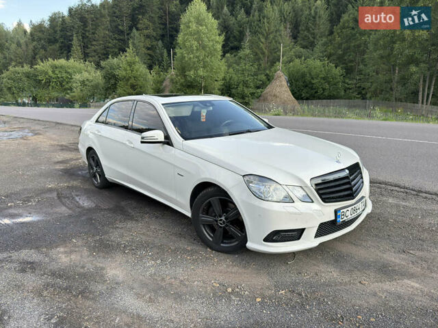Белый Мерседес Е-Класс, объемом двигателя 2.14 л и пробегом 321 тыс. км за 11300 $, фото 25 на Automoto.ua