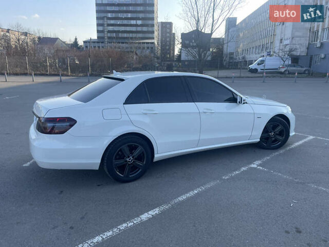 Белый Мерседес Е-Класс, объемом двигателя 2.14 л и пробегом 321 тыс. км за 11300 $, фото 46 на Automoto.ua