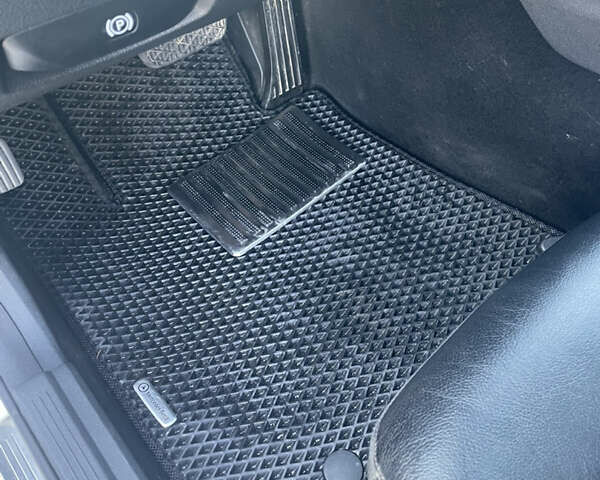 Белый Мерседес Е-Класс, объемом двигателя 2.14 л и пробегом 321 тыс. км за 11300 $, фото 70 на Automoto.ua