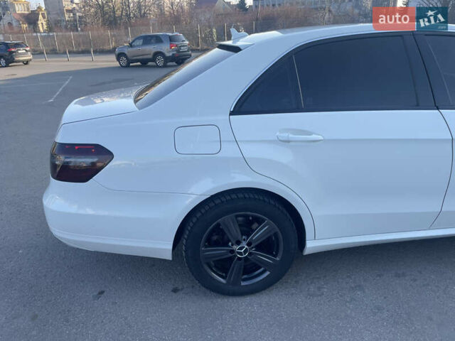 Белый Мерседес Е-Класс, объемом двигателя 2.14 л и пробегом 321 тыс. км за 11300 $, фото 86 на Automoto.ua