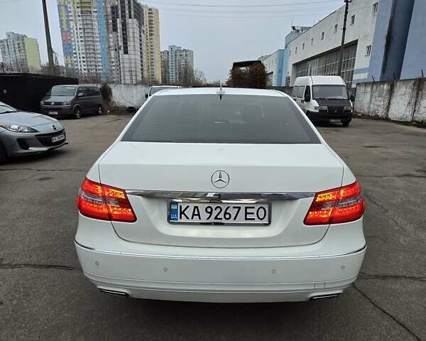 Білий Мерседес Е-Клас, об'ємом двигуна 2.14 л та пробігом 288 тис. км за 10800 $, фото 10 на Automoto.ua