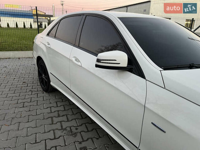 Белый Мерседес Е-Класс, объемом двигателя 2.14 л и пробегом 283 тыс. км за 13900 $, фото 22 на Automoto.ua