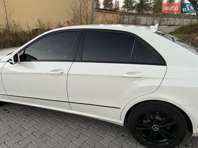 Белый Мерседес Е-Класс, объемом двигателя 2.14 л и пробегом 283 тыс. км за 13900 $, фото 11 на Automoto.ua