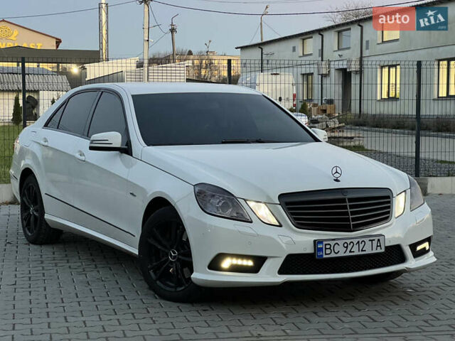 Белый Мерседес Е-Класс, объемом двигателя 2.14 л и пробегом 283 тыс. км за 13900 $, фото 58 на Automoto.ua
