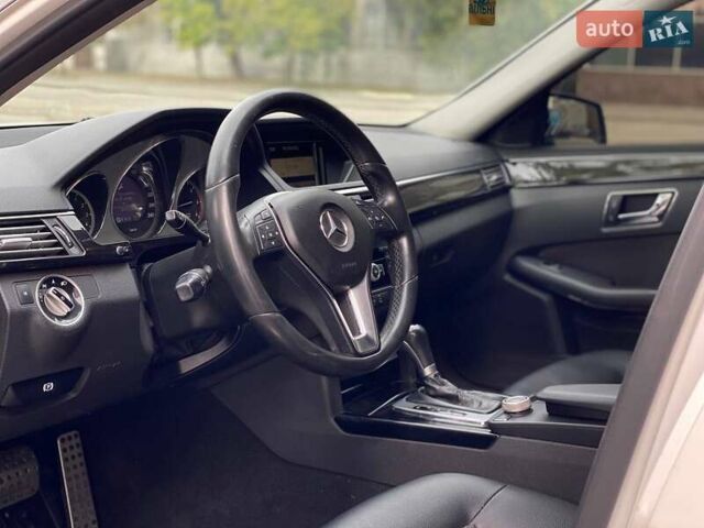 Білий Мерседес Е-Клас, об'ємом двигуна 2.14 л та пробігом 170 тис. км за 16900 $, фото 9 на Automoto.ua