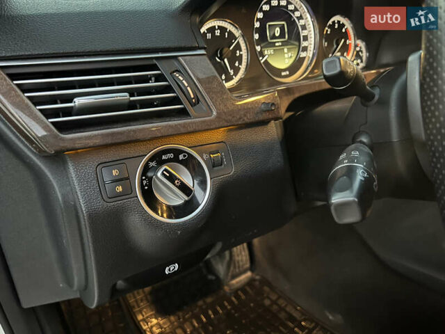 Белый Мерседес Е-Класс, объемом двигателя 2.14 л и пробегом 283 тыс. км за 13900 $, фото 44 на Automoto.ua