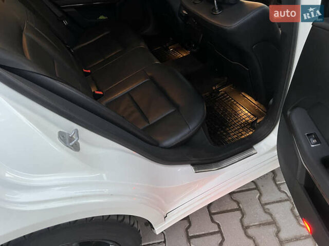 Белый Мерседес Е-Класс, объемом двигателя 2.14 л и пробегом 283 тыс. км за 13900 $, фото 36 на Automoto.ua