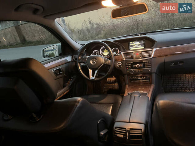 Белый Мерседес Е-Класс, объемом двигателя 2.14 л и пробегом 283 тыс. км за 13900 $, фото 35 на Automoto.ua