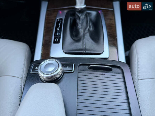 Білий Мерседес Е-Клас, об'ємом двигуна 2.2 л та пробігом 250 тис. км за 10500 $, фото 57 на Automoto.ua