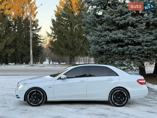 Білий Мерседес Е-Клас, об'ємом двигуна 2.2 л та пробігом 250 тис. км за 10500 $, фото 23 на Automoto.ua