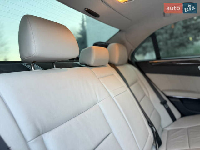 Білий Мерседес Е-Клас, об'ємом двигуна 2.2 л та пробігом 250 тис. км за 10500 $, фото 74 на Automoto.ua