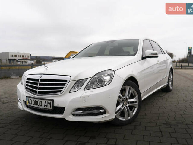 Белый Мерседес Е-Класс, объемом двигателя 2.14 л и пробегом 214 тыс. км за 15300 $, фото 7 на Automoto.ua