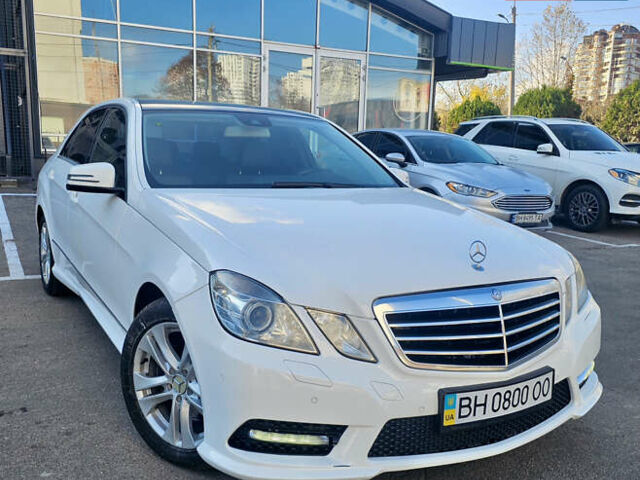 Белый Мерседес Е-Класс, объемом двигателя 2.2 л и пробегом 222 тыс. км за 18500 $, фото 36 на Automoto.ua