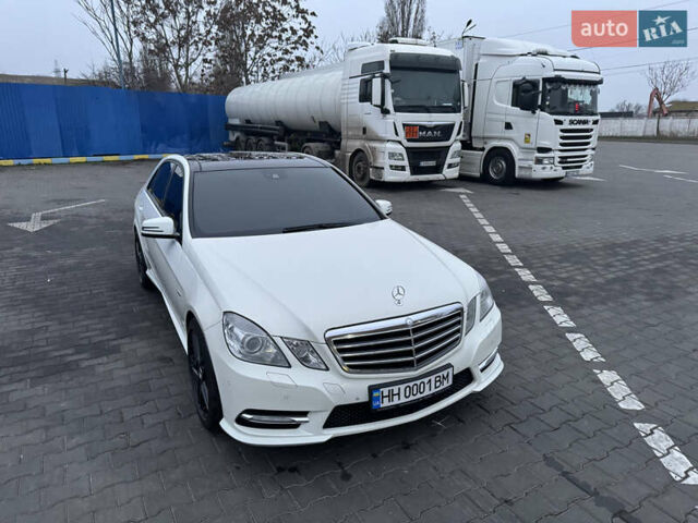 Білий Мерседес Е-Клас, об'ємом двигуна 2.99 л та пробігом 114 тис. км за 19500 $, фото 2 на Automoto.ua