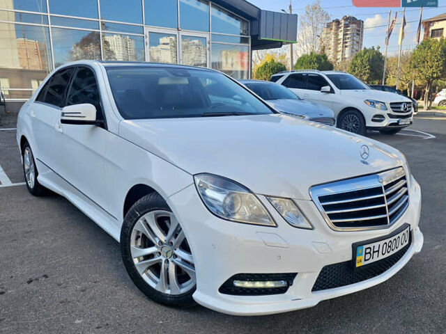 Белый Мерседес Е-Класс, объемом двигателя 2.2 л и пробегом 222 тыс. км за 18500 $, фото 35 на Automoto.ua