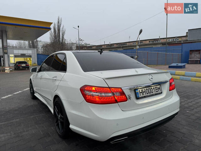 Білий Мерседес Е-Клас, об'ємом двигуна 2.99 л та пробігом 114 тис. км за 19500 $, фото 20 на Automoto.ua