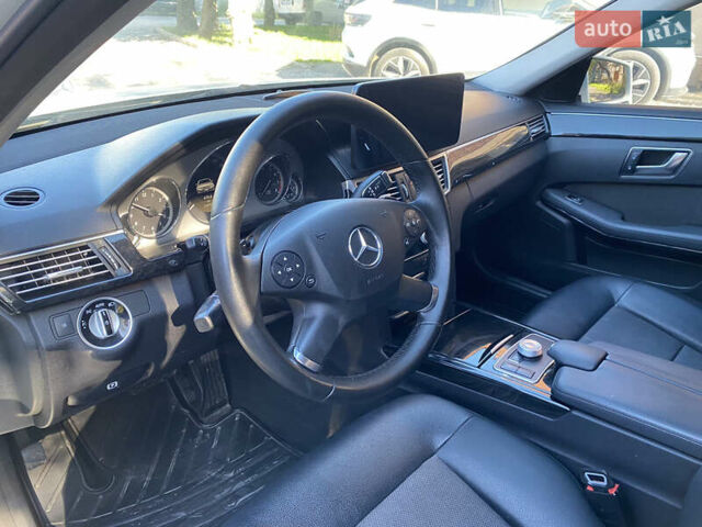 Білий Мерседес Е-Клас, об'ємом двигуна 1.8 л та пробігом 254 тис. км за 13200 $, фото 13 на Automoto.ua