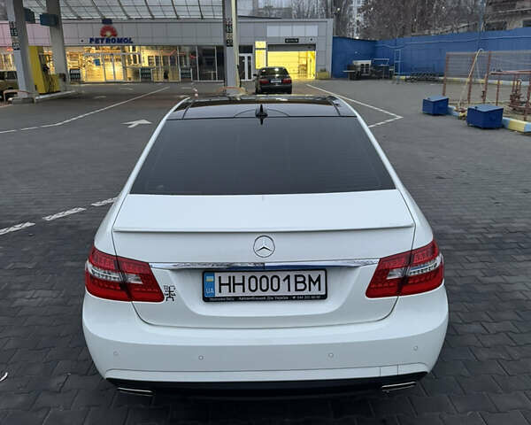 Білий Мерседес Е-Клас, об'ємом двигуна 2.99 л та пробігом 114 тис. км за 19500 $, фото 12 на Automoto.ua