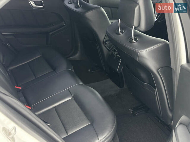 Белый Мерседес Е-Класс, объемом двигателя 2.2 л и пробегом 365 тыс. км за 14900 $, фото 27 на Automoto.ua