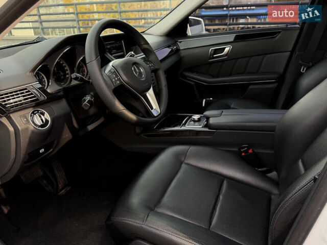 Білий Мерседес Е-Клас, об'ємом двигуна 2.2 л та пробігом 148 тис. км за 17800 $, фото 7 на Automoto.ua