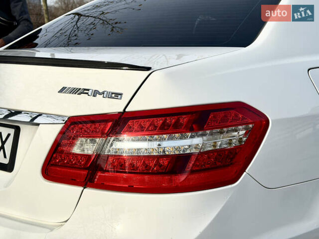 Білий Мерседес Е-Клас, об'ємом двигуна 2.2 л та пробігом 148 тис. км за 17800 $, фото 5 на Automoto.ua