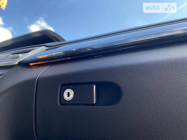 Білий Мерседес Е-Клас, об'ємом двигуна 1.8 л та пробігом 254 тис. км за 13200 $, фото 34 на Automoto.ua