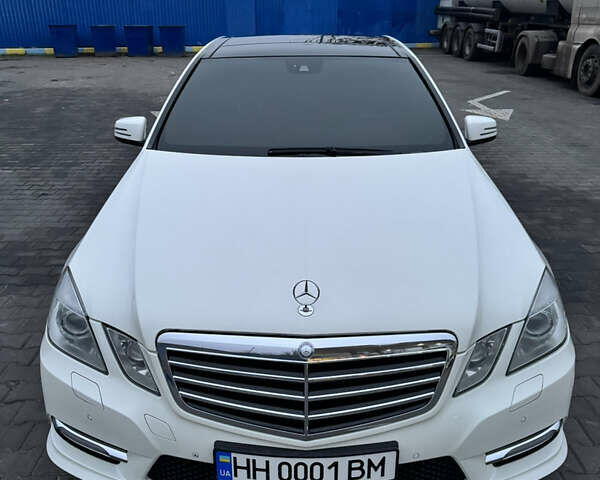 Білий Мерседес Е-Клас, об'ємом двигуна 2.99 л та пробігом 114 тис. км за 19500 $, фото 7 на Automoto.ua
