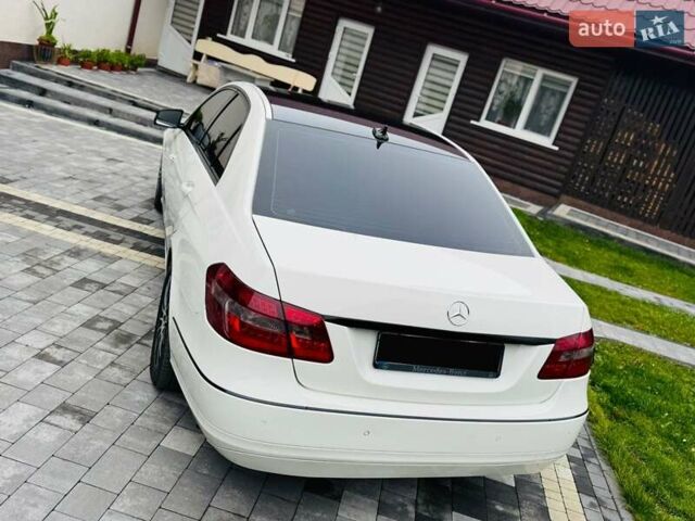 Білий Мерседес Е-Клас, об'ємом двигуна 2.2 л та пробігом 227 тис. км за 12700 $, фото 123 на Automoto.ua