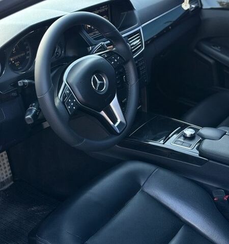 Белый Мерседес Е-Класс, объемом двигателя 2.2 л и пробегом 368 тыс. км за 14400 $, фото 14 на Automoto.ua