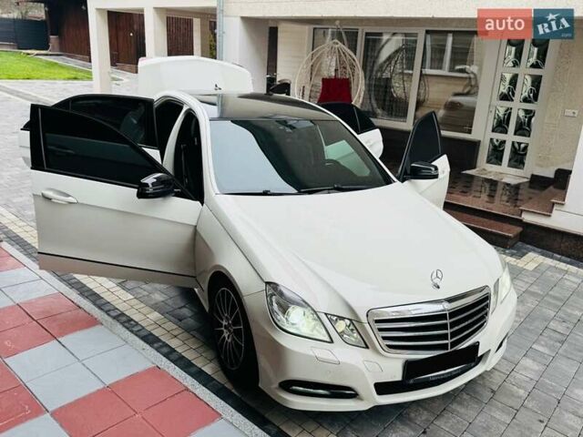 Білий Мерседес Е-Клас, об'ємом двигуна 2.2 л та пробігом 227 тис. км за 12700 $, фото 90 на Automoto.ua