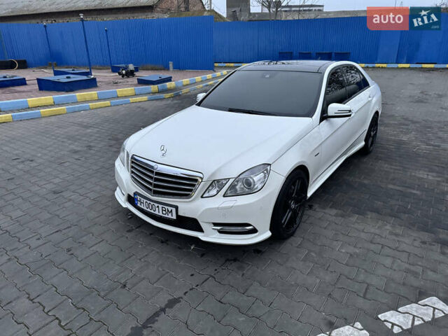 Білий Мерседес Е-Клас, об'ємом двигуна 2.99 л та пробігом 114 тис. км за 19500 $, фото 3 на Automoto.ua