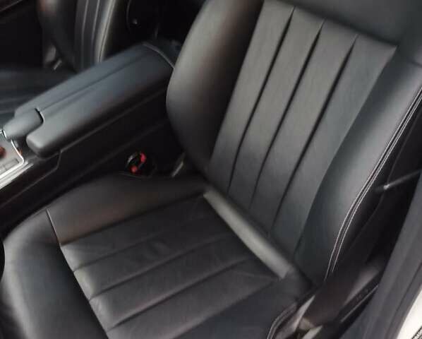 Белый Мерседес Е-Класс, объемом двигателя 2.1 л и пробегом 280 тыс. км за 14500 $, фото 16 на Automoto.ua