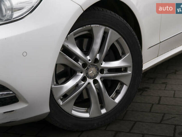 Белый Мерседес Е-Класс, объемом двигателя 2.14 л и пробегом 214 тыс. км за 15300 $, фото 5 на Automoto.ua