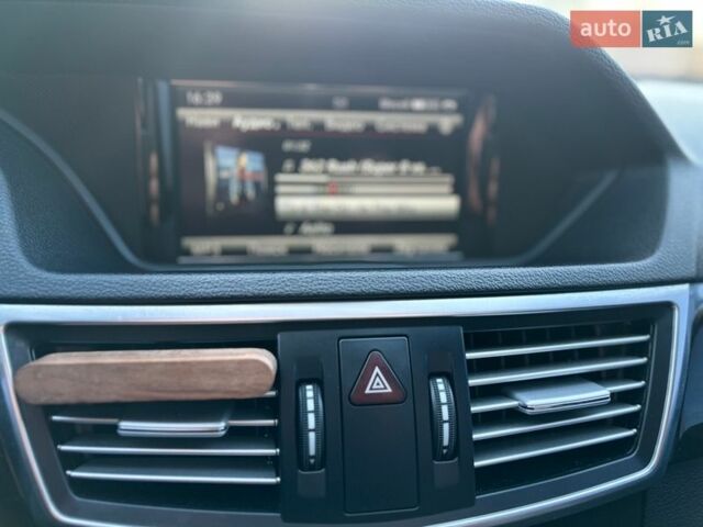 Белый Мерседес Е-Класс, объемом двигателя 2.2 л и пробегом 368 тыс. км за 14400 $, фото 44 на Automoto.ua