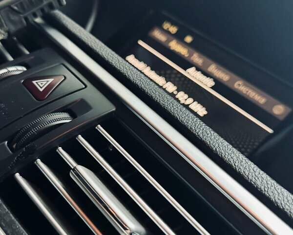 Белый Мерседес Е-Класс, объемом двигателя 2.2 л и пробегом 331 тыс. км за 11700 $, фото 114 на Automoto.ua