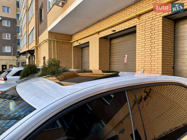 Белый Мерседес Е-Класс, объемом двигателя 2.14 л и пробегом 250 тыс. км за 15500 $, фото 19 на Automoto.ua