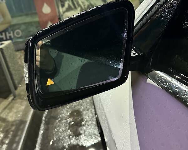 Білий Мерседес Е-Клас, об'ємом двигуна 1.99 л та пробігом 195 тис. км за 18800 $, фото 22 на Automoto.ua