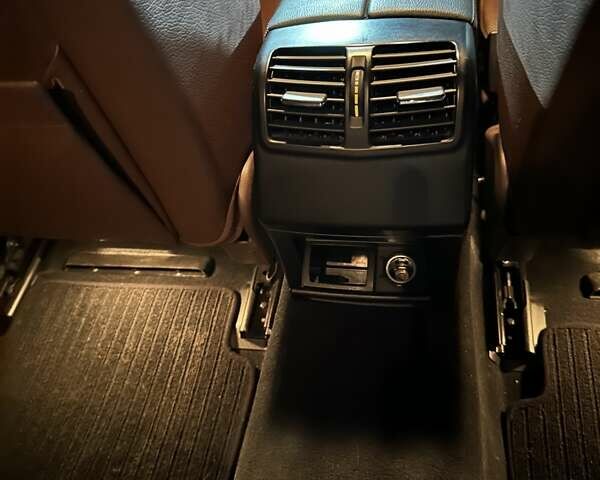 Білий Мерседес Е-Клас, об'ємом двигуна 1.99 л та пробігом 195 тис. км за 18800 $, фото 32 на Automoto.ua