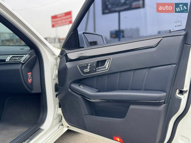 Білий Мерседес Е-Клас, об'ємом двигуна 2.2 л та пробігом 175 тис. км за 18700 $, фото 29 на Automoto.ua