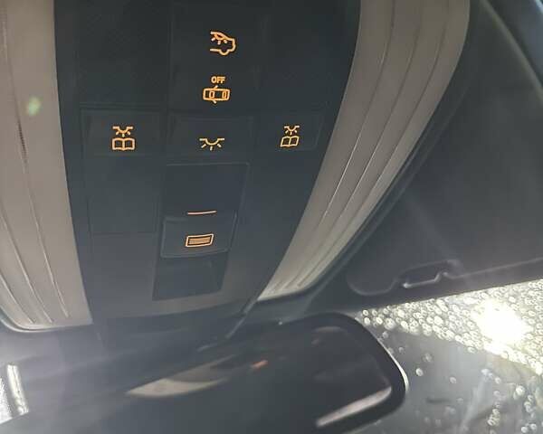 Білий Мерседес Е-Клас, об'ємом двигуна 1.99 л та пробігом 195 тис. км за 18800 $, фото 35 на Automoto.ua