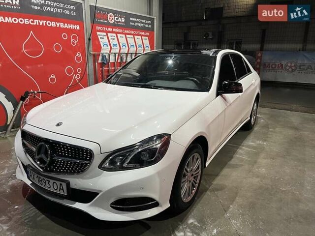 Білий Мерседес Е-Клас, об'ємом двигуна 1.99 л та пробігом 195 тис. км за 18800 $, фото 2 на Automoto.ua