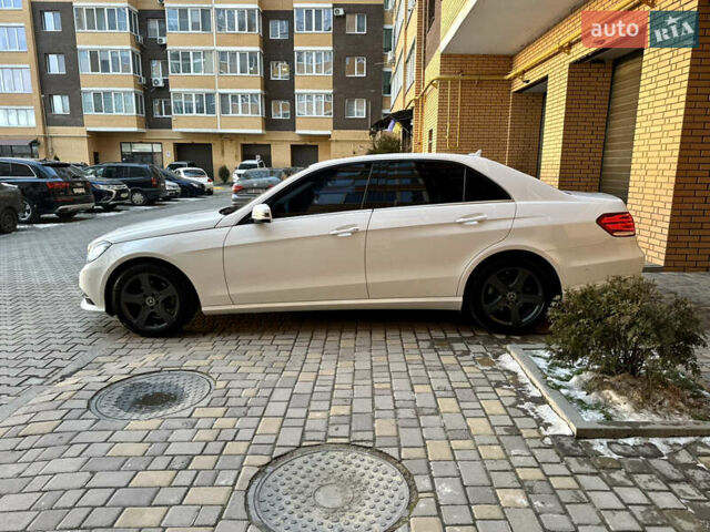 Белый Мерседес Е-Класс, объемом двигателя 2.14 л и пробегом 250 тыс. км за 15500 $, фото 29 на Automoto.ua