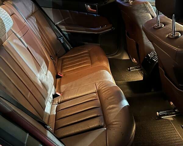 Білий Мерседес Е-Клас, об'ємом двигуна 1.99 л та пробігом 195 тис. км за 18800 $, фото 27 на Automoto.ua