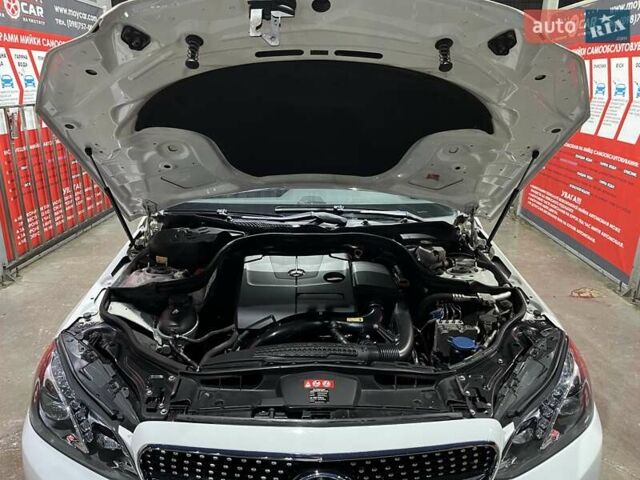 Білий Мерседес Е-Клас, об'ємом двигуна 1.99 л та пробігом 195 тис. км за 18800 $, фото 20 на Automoto.ua